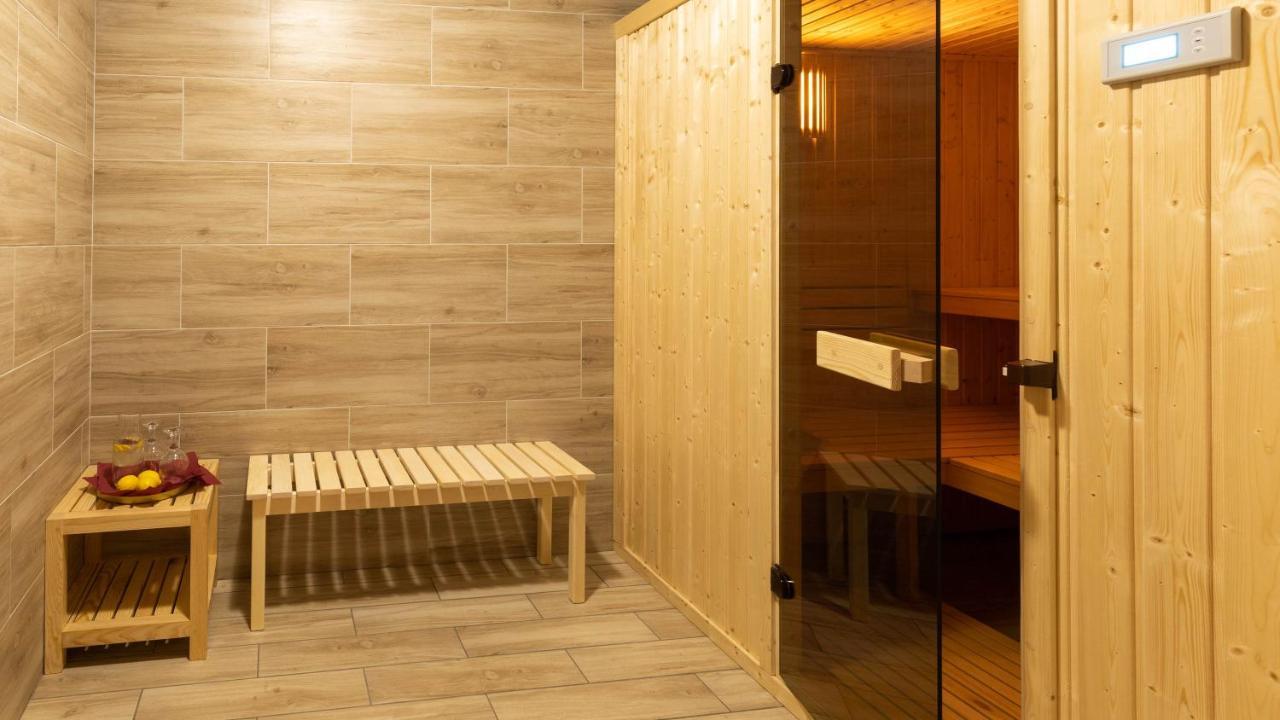 Golden Lofer Apartment Stary Gielad Bagian luar foto